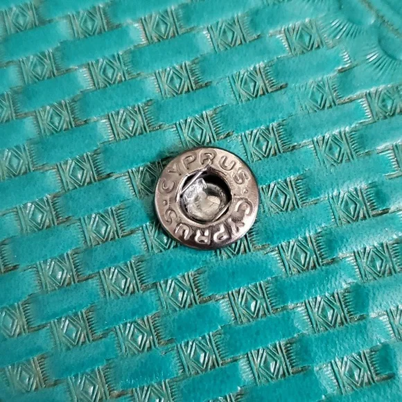 Alejandro Yeo Tooled Leather Wallet - Picture 7 of 9